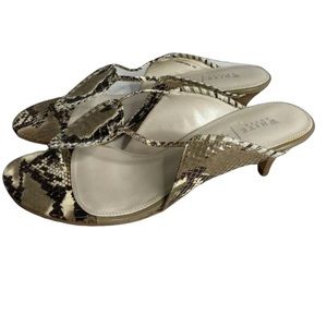 WHITE HOUSE BLACK MARKET WOMEN SNAKESKIN SLIDE IN‎ HEEL SANDALS SIZE 10.